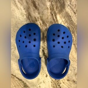 Size 10c Toddler Crocs